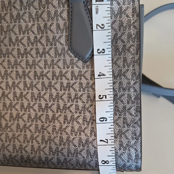 Michael Kors Gray Signature MK Medium Zip Satchel Crossbody - Picture 11 of 12